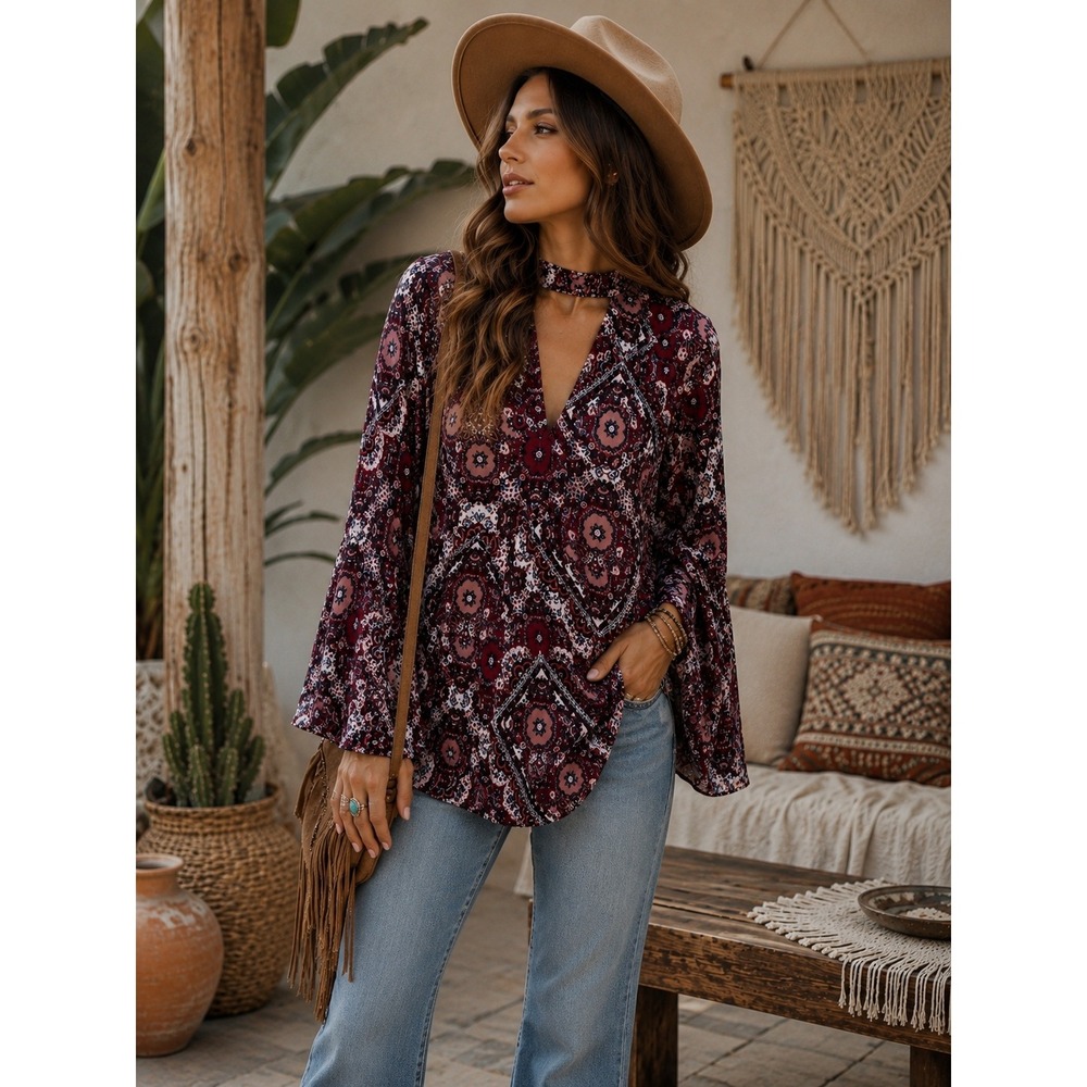 Very J Shirt Womens Large Burgundy Paisley Medallion Bell Sleeve Tunic Top Boho